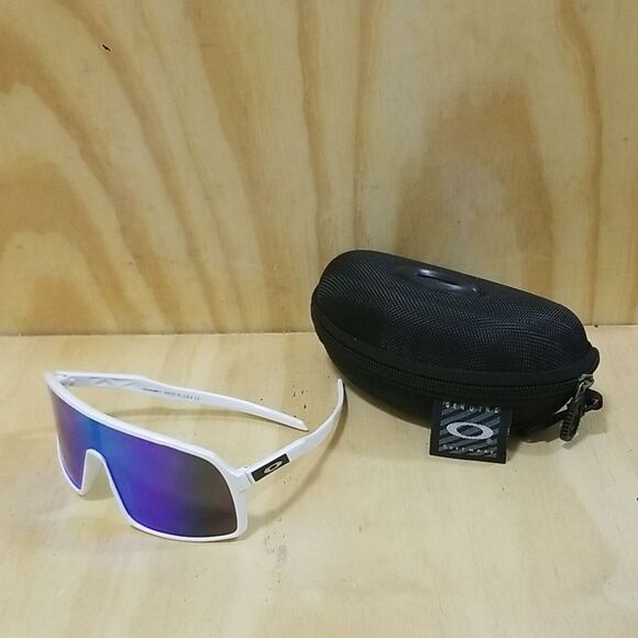 Oakley SUTRO Ti Purple POLARIZED Galaxy Blue SAPPHIRE Sunglasses Patrick Mahomes - Picture 1 of 8